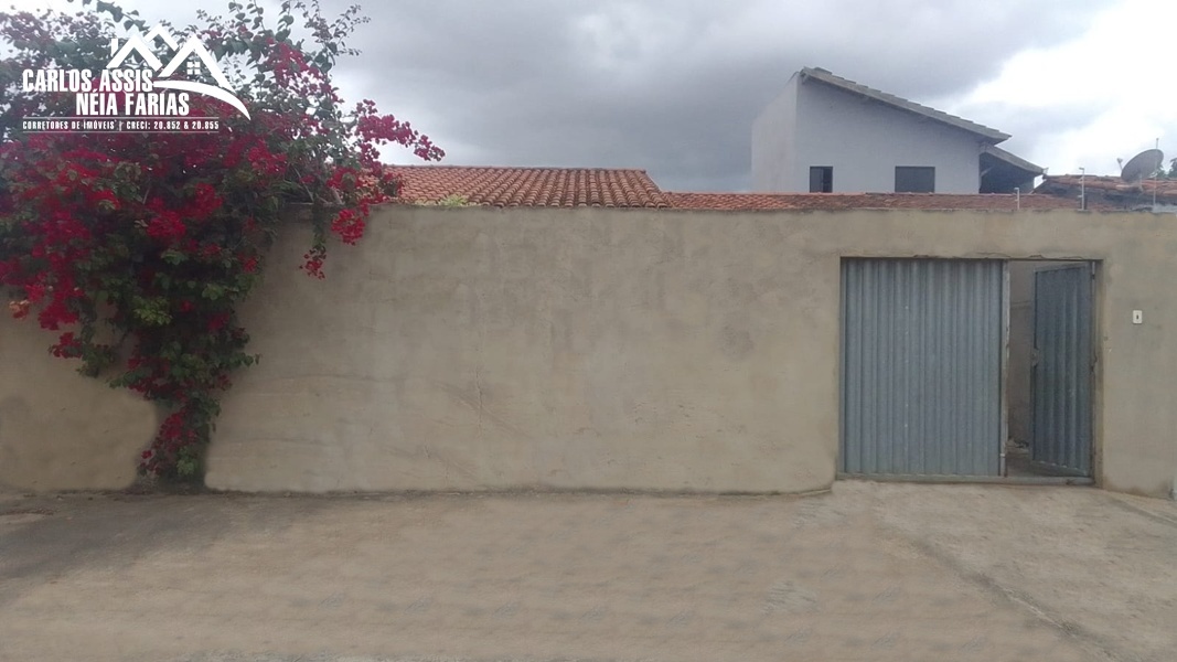 Casa de quatro quartos a venda no Bairro Patagônia em Vitória da Conquista