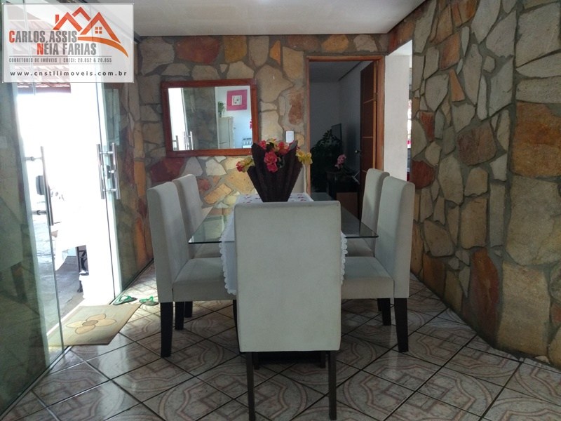 Casa de quatro quartos a venda no Bairro Patagônia em Vitória da Conquista - Imagem 2